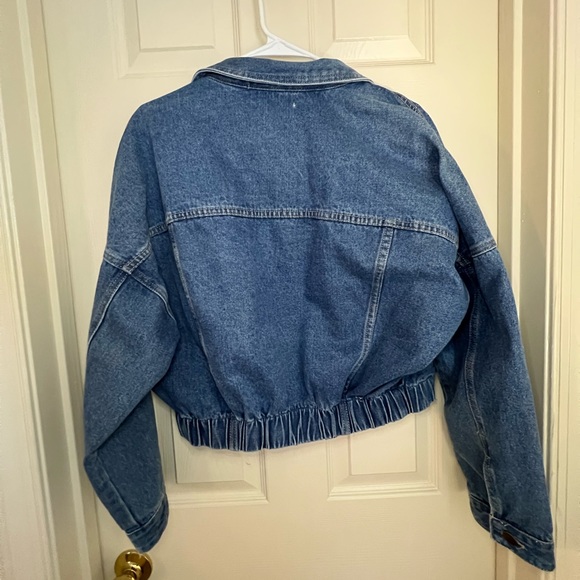 Mono B Cropped Jean Jacket Size Medium - Picture 8 of 8